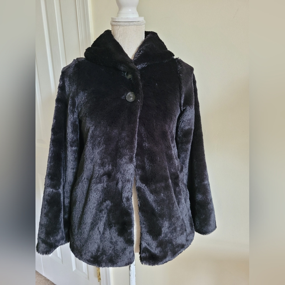 Patagonia faux Fur girl 12 size jacket